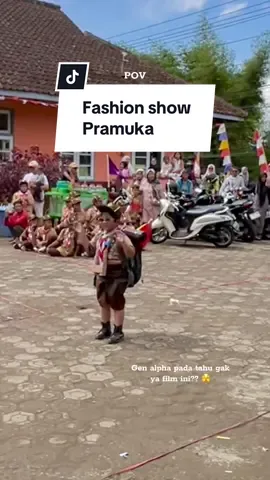 Russel⚜️ #fashionshow #outfitpramuka #fypシ゚ #trending #pestasiaga 