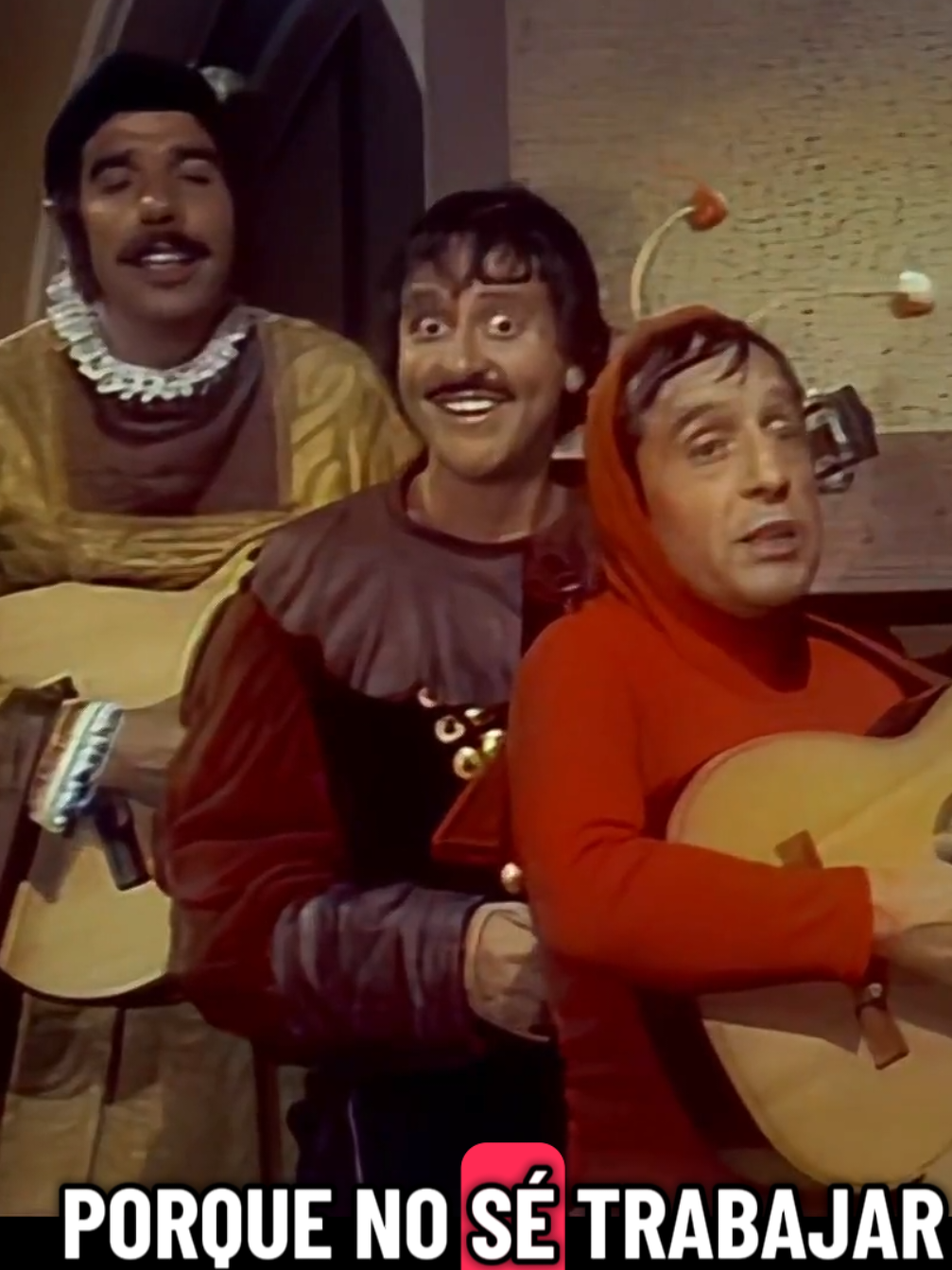 Chapolin Colorado  Chespirito  Serenata taca taca!!