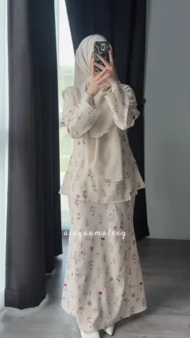 Cantik kan cutting kurung moden ni ✨ saya pakai size M brt 50kg  #bajukurung #kurungmoden #minikurung 