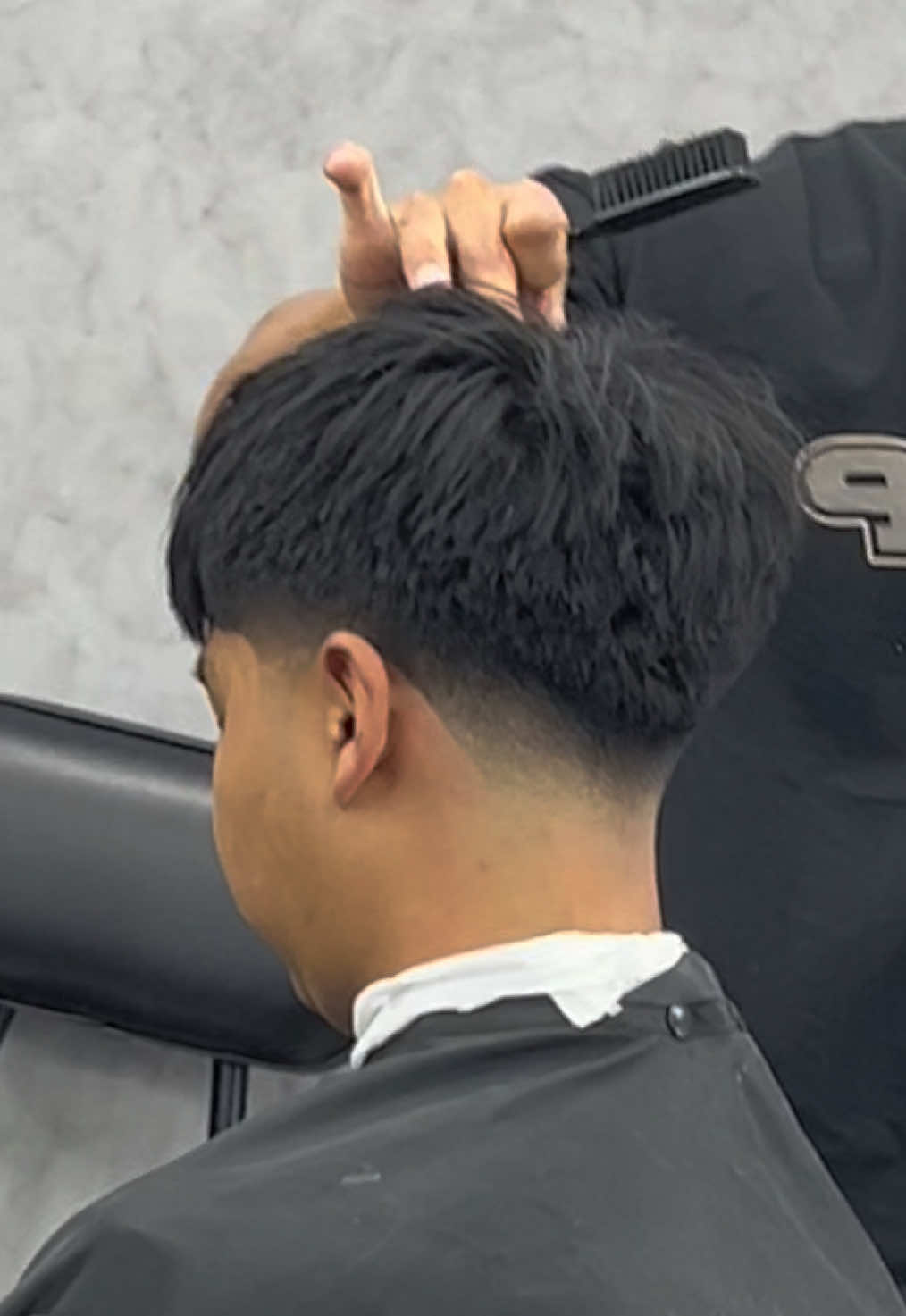 Taper Fade en V  Cortes tendencia 2025 #Viral #barberias #quito #sur 