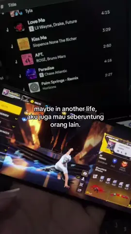 mengagumi seseorang yang sulit digapai adalah perjalanan sunyi yang dipenuhi dengan harapan kecil dan kenyataan pahit. la seperti memandang bintang di langit malam- indah, bercahaya, namun terlalu jauh untuk disentuh. Ada jarak yang membentang, entah itu karena perbedaan status, dunia yang tak sama, atau sekadar kenyataan bahwa kamu dan dia berjalan di dua jalur yang tak pernah bersinggungan.Kamu mengaguminya dalam setiap detail kecil: caranya tersenyum, bagaimana ia berbicara dengan penuh percaya diri, atau mungkin caranya membawa energi positif ke sekelilingnya. Tapi di balik semua kekaguman itu, ada kesadaran bahwa kamu hanya penonton dalam kisahnya. Kamu tahu bahwa tak peduli seberapa keras kamu berusaha, ada dinding tak kasat mata yang memisahkan kalian.Rasanya menyakitkan, namun di saat yang sama, ada kehangatan di dalamnya. Karena meskipun sulit digapai, keberadaannya mampu membuat harimu lebih berwarna. Setiap interaksi kecil, tatapan singkat, atau bahkan sekadar melihatnya dari kejauhan sudah cukup untuk membuat hatimu berdebar dan senyum kecil terukir di wajahmu.Namun, pada akhirnya, kita harus jujur pada diri sendiri-bahwa beberapa hal memang hanya bisa dikagumi, bukan dimiliki.Mengagumi yang sulit digapai bukan berarti menyerah, tetapi tentang memahami batasan dan menerima kenyataan. Kita belajar untuk bersyukur atas perasaan yang pernah hadir,tanpa berharap lebih dari apa yang seharusnya.Karena kadang, cinta yang paling tulus adalah cinta yang tahu kapan harus berhenti mengejar. Dan meskipun namamu tak pernah bersanding dengan namanya, rasa kagum itu akan tetap tinggal, diam-diam, disudut hati paling dalam. #zyxbca #anugerahterindah 