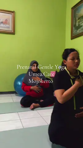 Prenatal Gentle Yoga Mojokerto #bidanhomecaremojokerto #yogahamilmojokerto #prenatalyogamojokerto #prenatalgentleyogamojokerto 