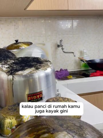 Multi pembersih noda yang ampuh untuk semua kebutuhan rumah tangga