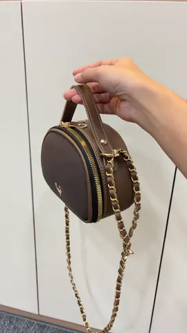 Tas secakep ini cuman 60ribu😍🤭#promomakangajian #trend #fyppppppppppppppppppppppp #tas #taswanita 