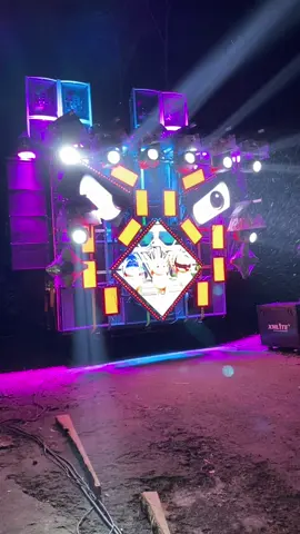 Ready spek happy happy.. before karnaval Polres kota.. #rhjaudioblitar #dawungcarnival #matamata #teamasekasek🔥 #blitar24jam 