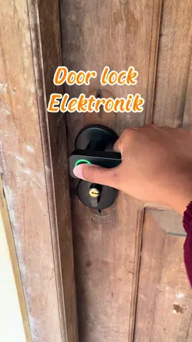 Smart door lock fingerprint. #smartdoorlock 