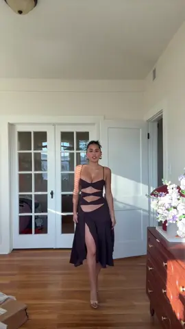 The dress that speaks for itself 🤎✨ @lizbethponceh wears the 'Dancing In Greece' Midi Dress in Chocolate #mididress #viraldress #dress #whitefox 