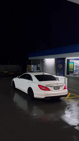 Night prince 🤴🏻 🤍 #cls63 #akl 