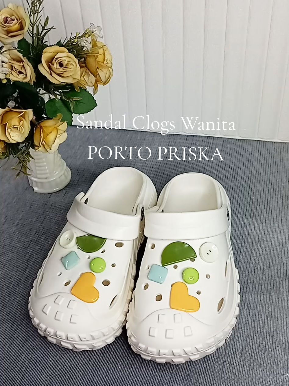 Yang suka sandal empuk dan nyaman boleh lah merapat kesini, langsung cek keranjang kuning!! #portopriska #sandalwanita #sandalclogs #sandalwanitakekinian #foryou 