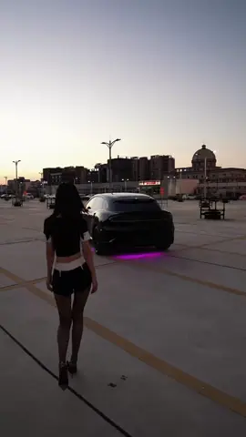 Xiaomi YU7 is so handsome. If you want to order it, please send me a private message.#XIAOMI #xiaomiyu7 #exit #Electric #car