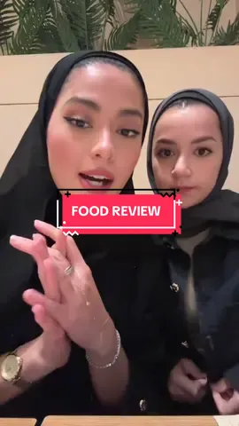 Zingo and ringo go to town trying @Maiz ✨ in Dubai 🌮 Would you try them? 👀@Reem Abdo  #D#DubaiEatsT#TacoTokF#FoodieDubaiD#DubaiFoodF#FoodTok  