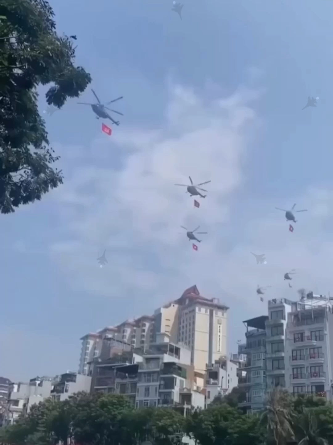 Trực Thăng Kéo Cờ Ngày Quốc Khánh Cảm ơn video của bạn @nhung_nit3898 #quockhanh #A80 #quockhanhvietnam #dieubinh #dieubinhdieuhanh #viralvideo #viraltiktok