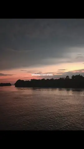 kamu adalah anugerah terindah yang pernah aku miliki  #xyzcba #lyrics #foryou 