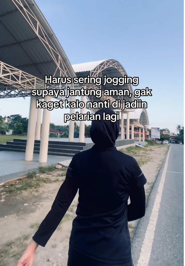 bgaimna best ? @frdaa 🤣 #fyp #jogging #larisore 