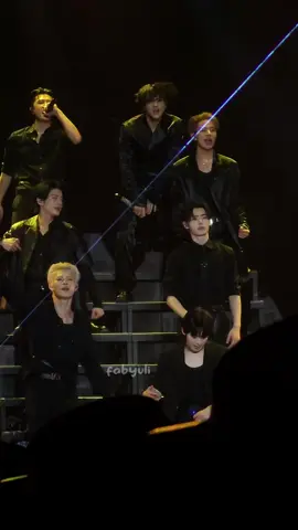 too much is going on #enhypenconcert #enhypenbrussels #kpop #enhypen #engene 