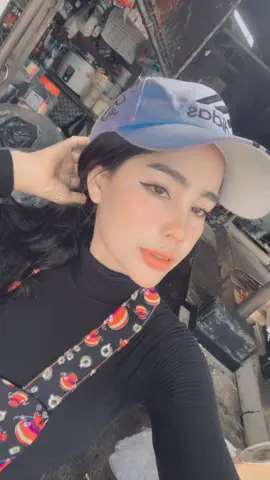 ដឹងស្ទាយអីទេ😂😂😂😂