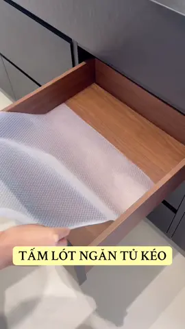 Đặt miếng lót chống dầu mỡ và bụi bẩn này vào tủ, bạn sẽ không còn lo tủ bị bẩn nữa. Kích thước cũng có thể được cắt tự do 