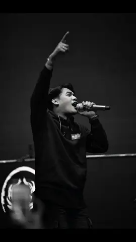 Segera membaik negeriku , untuk BAPAK IBU yg menjadi GAGASAN POKOK dari semua kejadian ini , tolong dengarkan aspirasi dari rakyat dan segera eksekusi sebagaimana mestinya , kasihan rakyat dan sangat disayangkan jika semua yg turut aksi harus berbenturan sampai seperti ini 🙏🏻