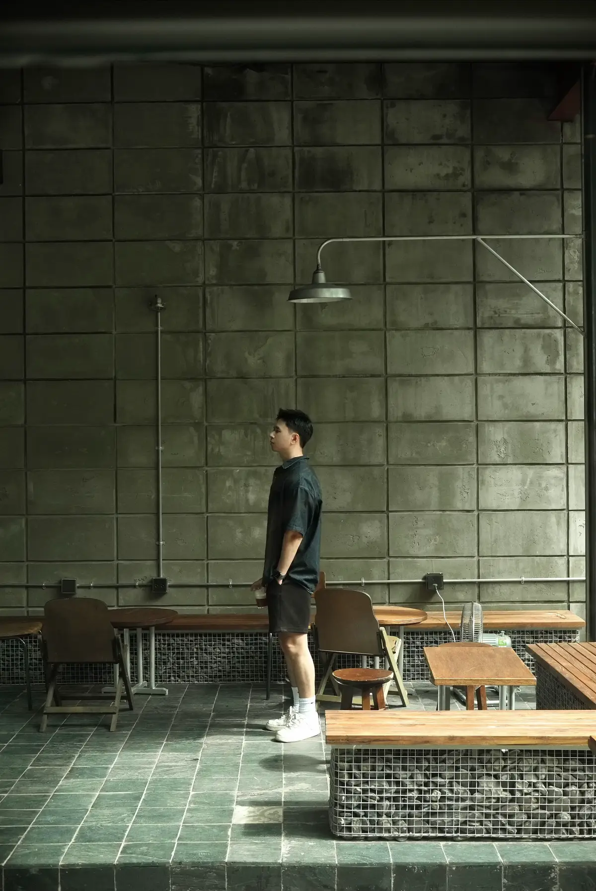 Rcm mọi người đi từ 8h sáng thì nắng đẹp xiên chụp đẹp lắm. Nhưng sau 9h là trẻ con và các gia đình đi rất đông. Không gian rộng nhiều góc nhưng trong nhà sẽ rất ồn nhé 😆