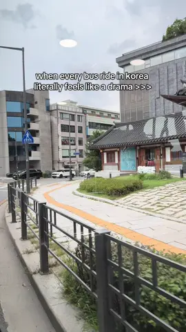 ito ang tunay na fantasy feel na feel ko talaga na nasa kdrama ako biglang main character eh #kdrama #korea #seoul  dami ko pa vids for content HAHAHAH 