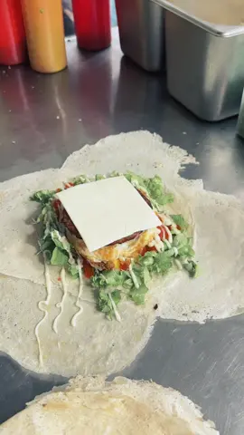 yuk yang di deket mojosongo,ums,alkid bisa merapat di lumpia beef viral🥰😍