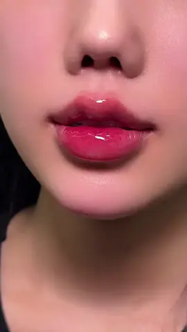 Môi baby 999k cam thường nhà tui mới nặn 🌸 #fillerbotox #fillerhanoi #fillervinhphuc #tiemmoi #moibaby 