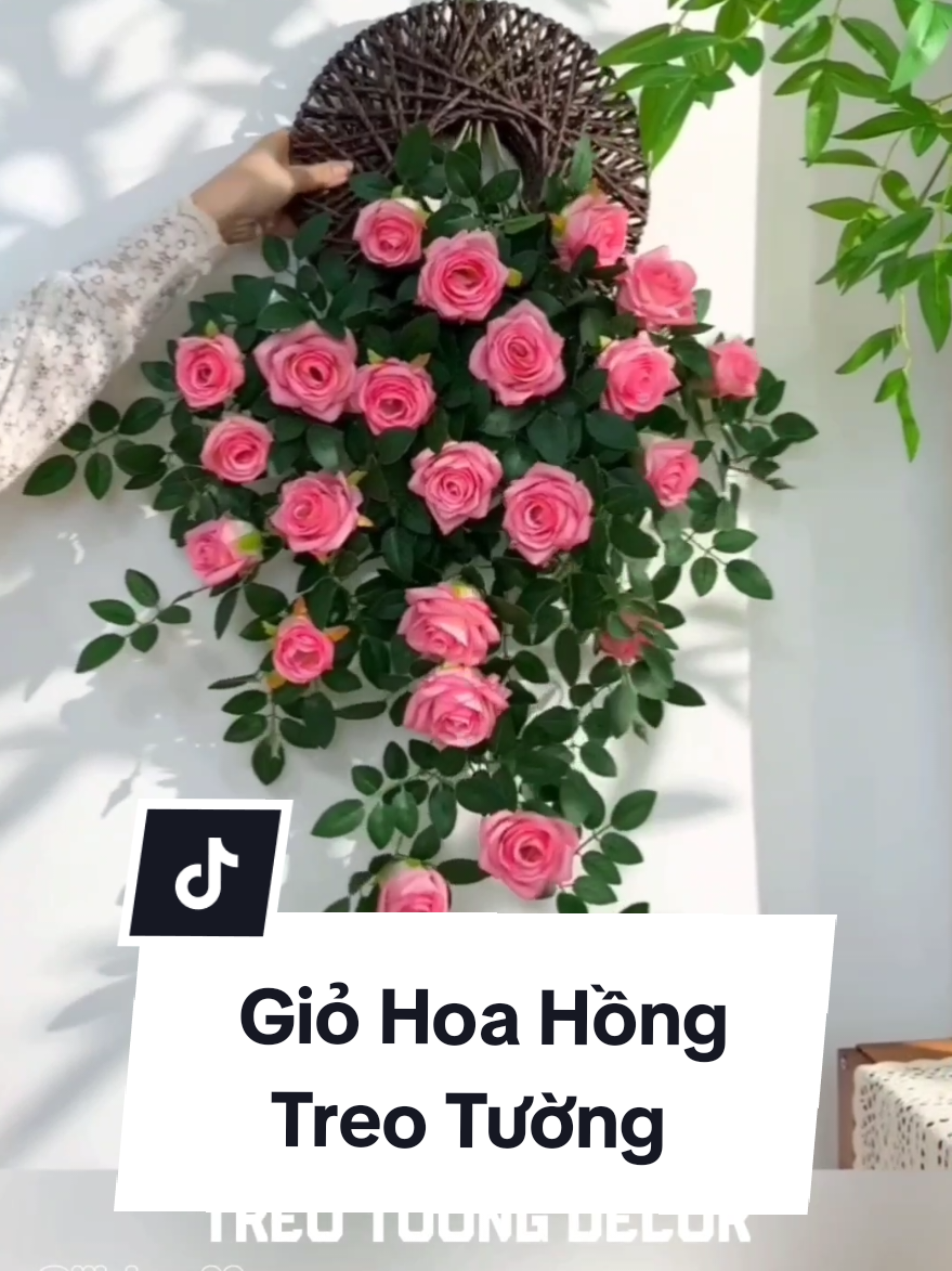Giỏ hoa hồng treo tường #trangtrinha #decor #hoadecor #decornhadep 
