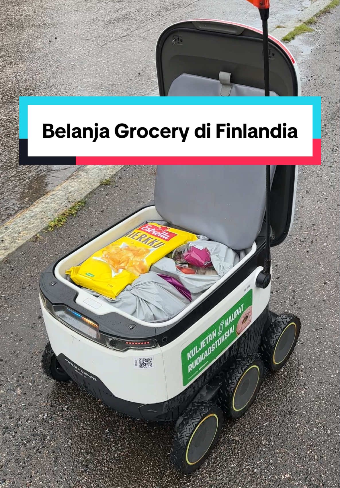 Kurir robot Belanja grocery online di Finlandia @Starship Robots @S-market #finlandia #chimyinfinland #robot #belanja #chimyrobot 