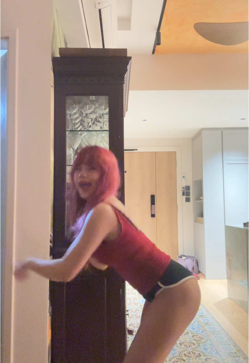 absolutely butchered choreo by @Robbie Blue @KATSEYE #dancechallenge #katseyexgap #milkshake #trendingdance #katseye 