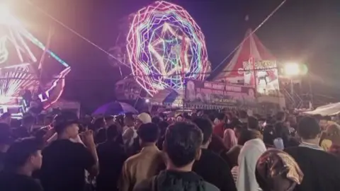 terima kasih sudah meramakaikn  @Oku Selatan Update #pasarmalam #muaradua #bismillahfyp #oku 