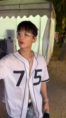 🐿#SHINee #MINHO #waterbombsingapore #shamyshinytan #jinjong2minkey 