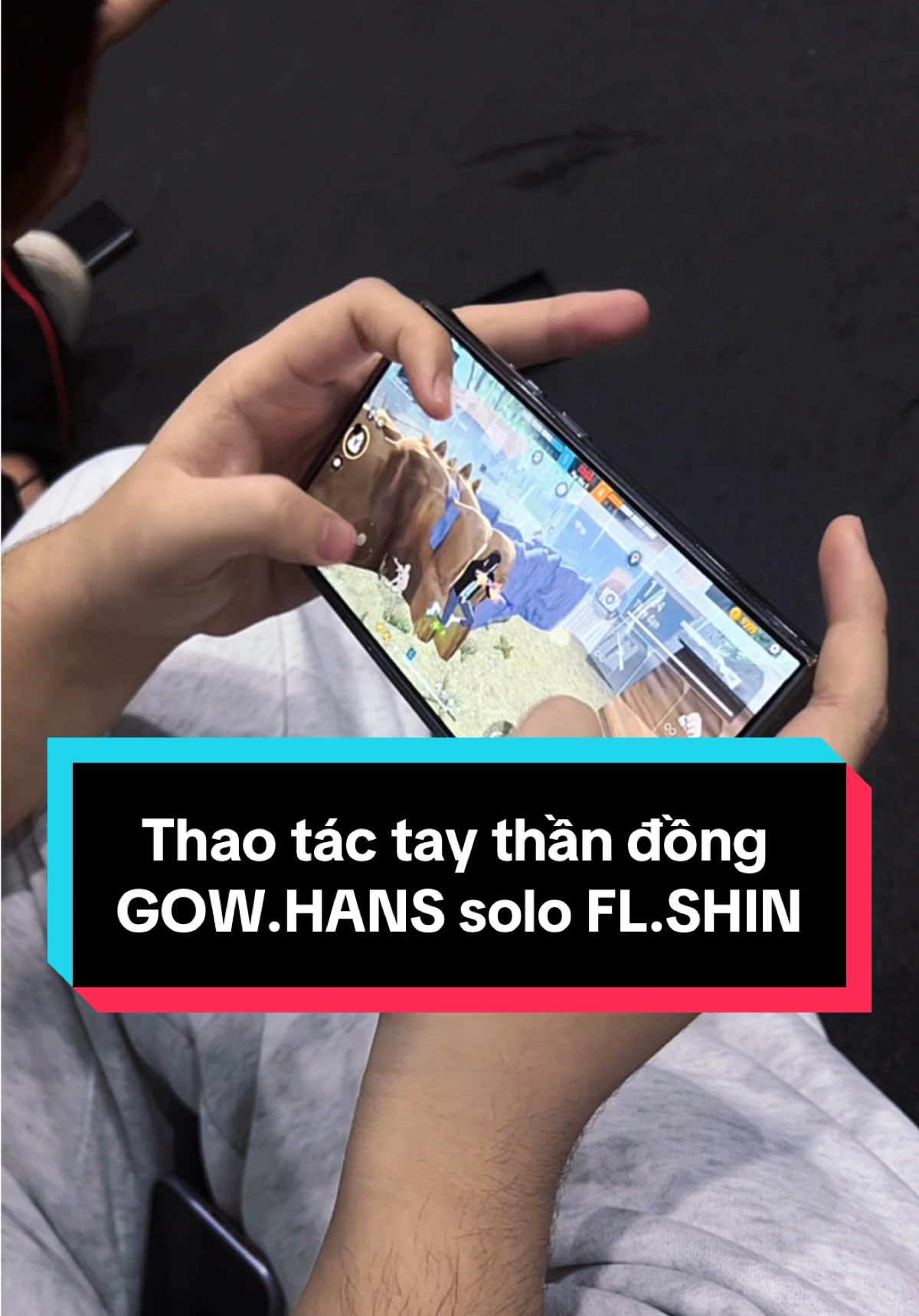Trước giờ ra sân thi đấu làm tí thao tác tay 😂 #freefire #GamingOnTikTok #ffwssea2025fall #strikeandrise #redbullfreefire  