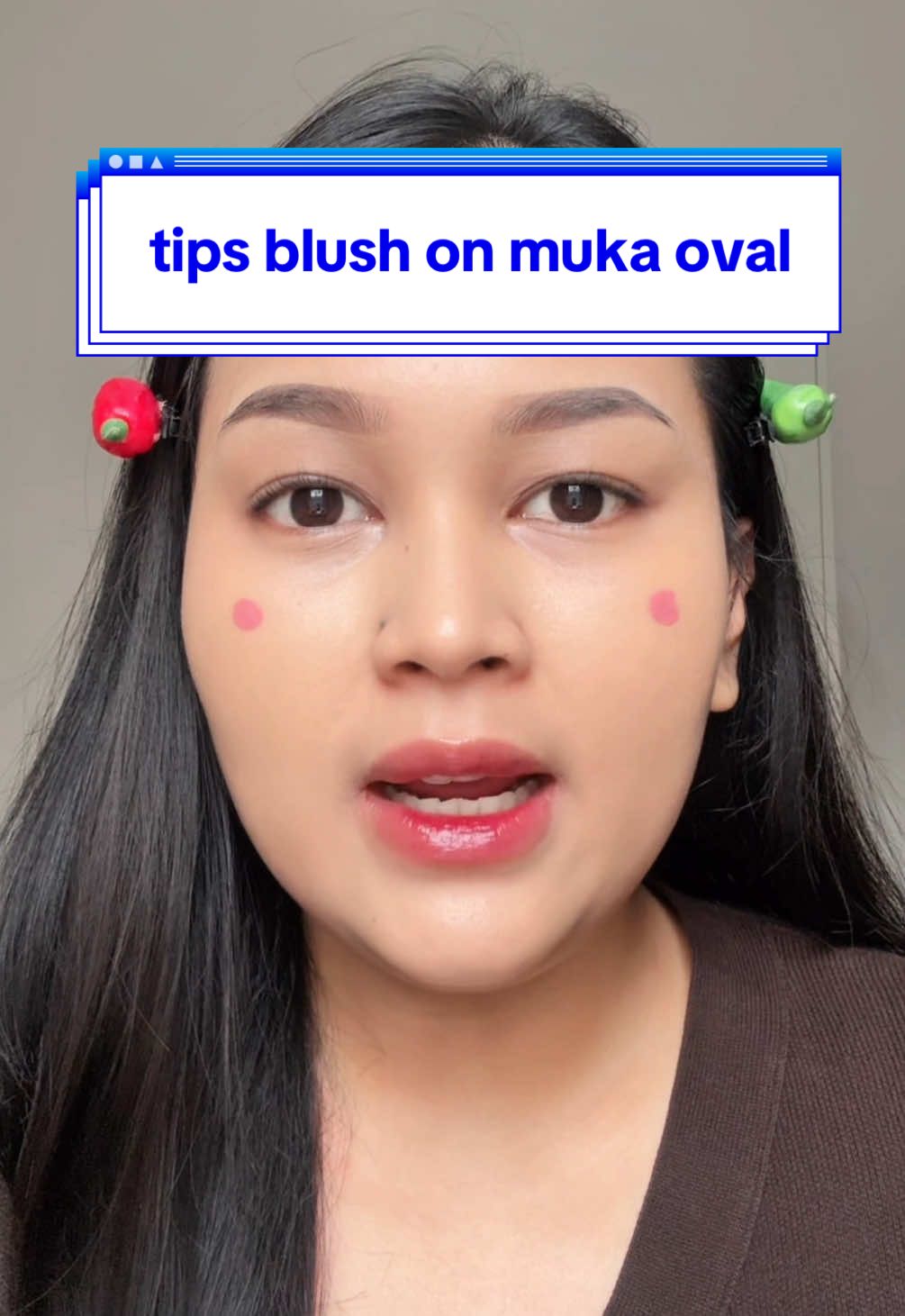tips blush on khusus muka oval ✊🏻 intinya jangan sampe melebihi batas hidung, biar gaada ilusi lebih panjang. agak ditarik ke atas pelipis biar lebih lifting, ga keliatan gobyos. hope it helps ☺️ #tipsblushon #blushontips #tipsblush #blushplacement #blushonviral #tipsmakeup #makeuptips #makeuptutorial #foryou  