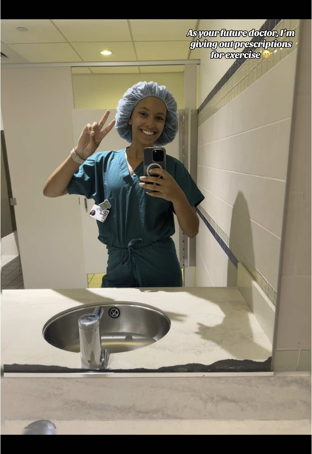 Hey y’all, Happy Sunday ☀️if God has given you the ability to your use your body, then let’s move it! Moving is medicine 😁 #givegodtheglory #fyp #ms4 #studentdoctor #medicalstudent #balance #anesthesia #futuredoctor #premed #trending #medicine #gym #formerathlete #formergymnast #formerd1athlete 