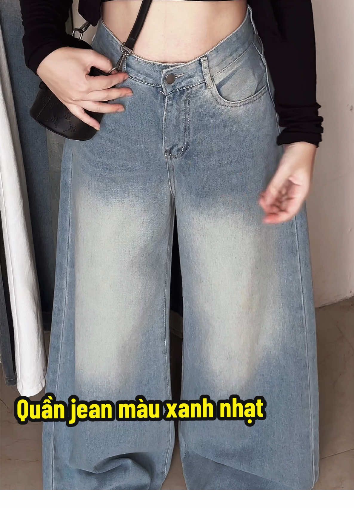 Màu xanh nhạt #thoitrang #quanjeanongrong #retroshop 