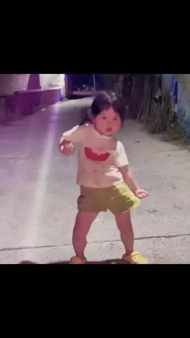 瑶总的跳舞视频😌#yaoyiyao #yaoyao #瑶一瑶小肉包 #cutebaby #cute 