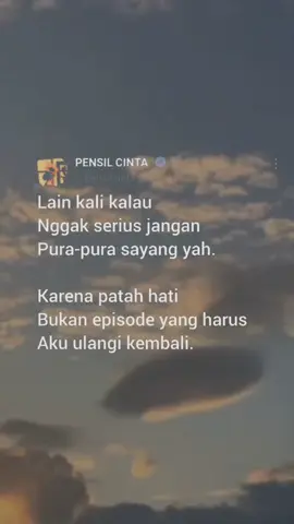 Betul apa betul😇 Like yang setuju ❤️. . 📌 TAG SAHABAT KALIAN 📌 . . Follow @pensilcinta.id 🌈 for more entertainment don't forget to see my instastory for more information. #tagar  .  #sajak30detik  #literasi30detik  #literasi15detik #baitsemusim                Like yang setuju