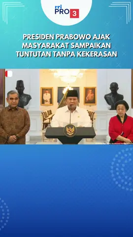 Dalam siaran pers pada Minggu, (31/8/2025, Presiden Prabowo Subianto mengajak seluruh rakyat Indonesia untuk menyampaikan aspirasi dan tuntutan murni dengan cara damai.  Ia juga memerintahkan kepada Polri dan TNI untuk menindak tegas oknum anarkis dalam penyampaian aspirasi. Tonton video untuk informasi lengkapnya!!! Klik rri.co.id untuk informasi lebih lanjut. Dengarkan siaran RRI dan dapatkan berita terkini dengan download aplikasi RRI Digital di App Store dan Google Play. #RRI #RRIdigital #RRInews #RRIPrograma3 #Pro3RRI 