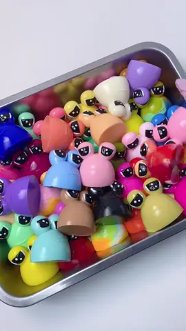 FUFUSQUISHY ASMR🐸🐸 Bloody Pou