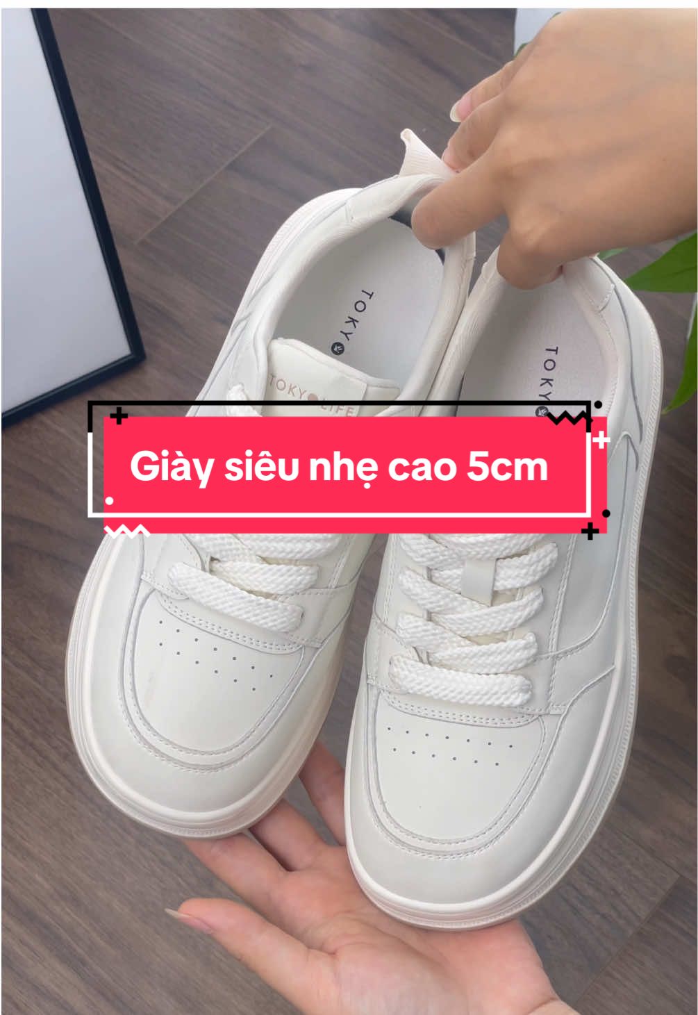Giày best seller của Tokyolife Chất liệu EVA, đế cao 5cm, siêu êm  #giaythethao #tokyolife #Giaydecao #giaydep #Tokyolifeshoes 