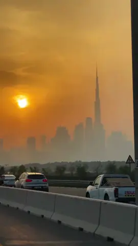 Ahoooo...💯  Sunset dubai 🌇  #foryou #foryoupage #viral #video #tiktok 