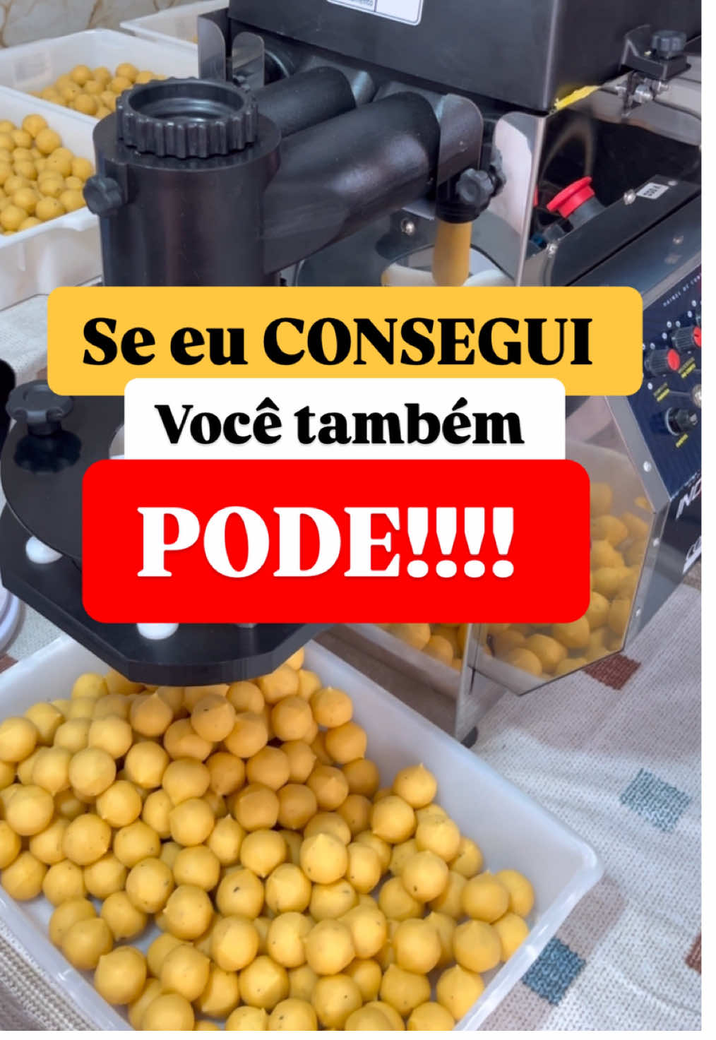 ✨ Se eu consegui, você também pode! ✨ Eu sei que não é fácil começar… Já passei por dias difíceis, dúvidas e até pensei em desistir. Mas Deus abriu uma porta para mim — e pode abrir para você também! 📌 Sua modeladora não é só uma máquina. Ela é uma ferramenta enviada por Deus para transformar sua vida, gerar renda e trazer dignidade para sua família. Não é só sobre salgados, é sobre oportunidade! Oportunidade de vencer, de prosperar e de mostrar que você é capaz! 💡 Acredite, confie e comece HOJE! Se eu consegui, você também pode. Com esforço, fé e ação, o sucesso vai chegar!