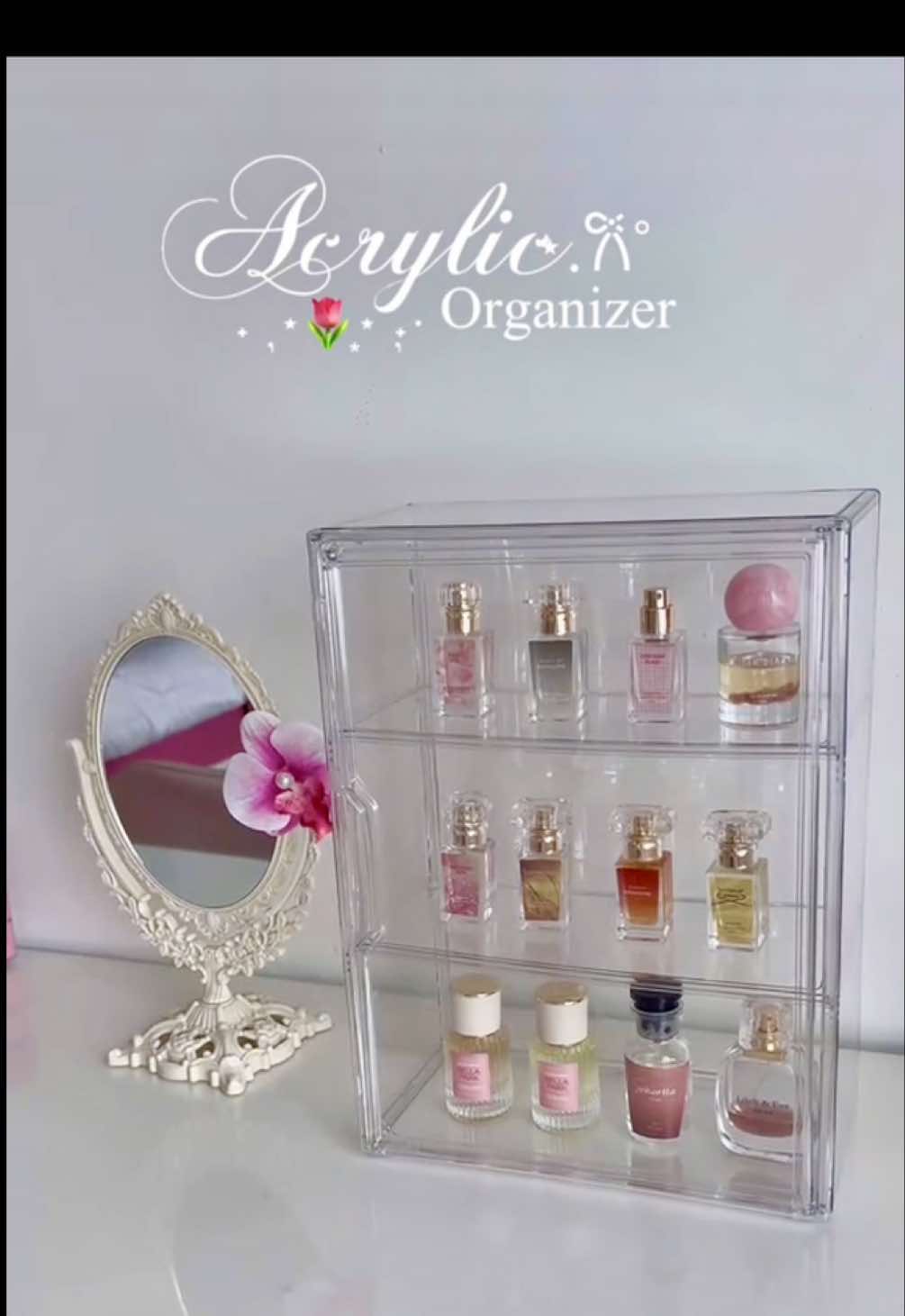 No more messy dresser..That satisfying moment when everything is in place 💕# #acrylicstorage  #acrylicorganizer #makeupstorage 