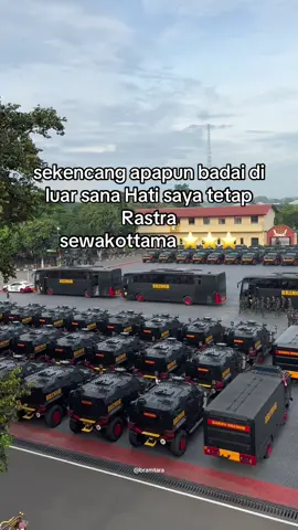 mau di hina atau dijelek jelekan bergema pun, aku tetap bangga dengan institusi ini  RASTRA SEWAKOTTAMA 🫡🔥 #polisiindonesia #polisibaik #polisiuntukmasyarakat #brimobuntukindonesia🇲🇨 #fyp 