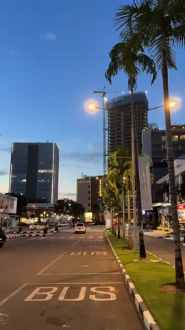 Night view di Harbour Bay Batam 😍🌃 maaf agak goyang videonya hehe #nightview #viewmalam #harbourbay #harbourbaybatam #batam #indonesia #kepulauanriau #fyp #xyzbca 