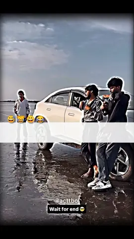 phans giya saala 😅😹 #foryoupagе #viralvideo #funnyvideo😂 #growmyaccount #unfreezemyacount 