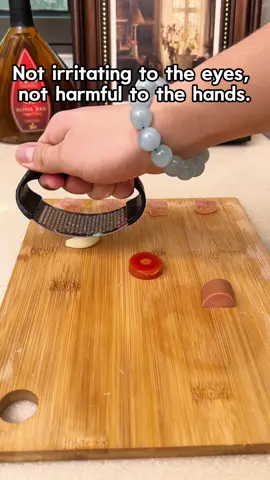 Garlic Pressing, Scraping, Cleaning! All in One Step-Super Convenient#toolstoday #diyproject #tiktokshop #squeegee #SuperBrandDay 