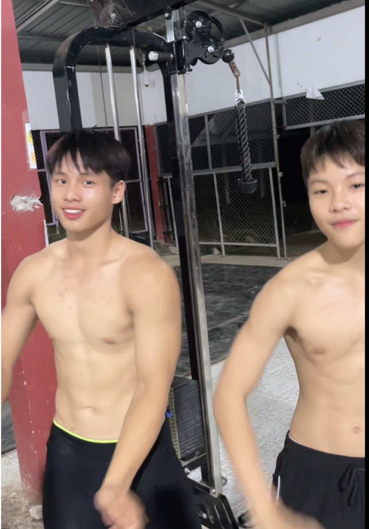 เดี๋ยวมาใหม่ #มัธยมติดยิม #ยกน้ําหนักเพาะกายพะเยา #Rpg24gym 