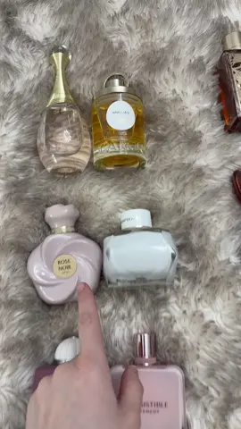 صفات العطور عطور باودرية /عطور كريمية /عطور كلاسيكية /عطور زهرية /عطور سويتية /عطور عود #ملكة_من_عطور 