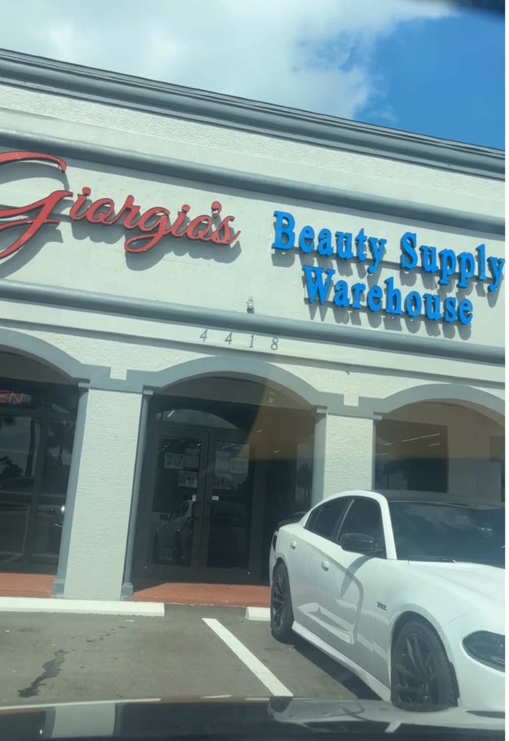 Giorgios Beauty supply warehouse #newhairstore #leecounty #fortmyers #nailtech #beauty #hairstylist #cheap##Giorgios#giorgiosbeautywarehouse 